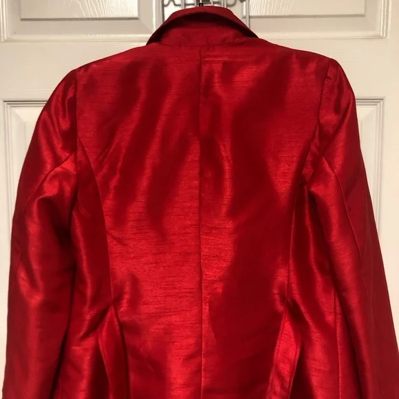 Allyson Cara Red Two-Piece Satin Suit - Picture 9 of 15